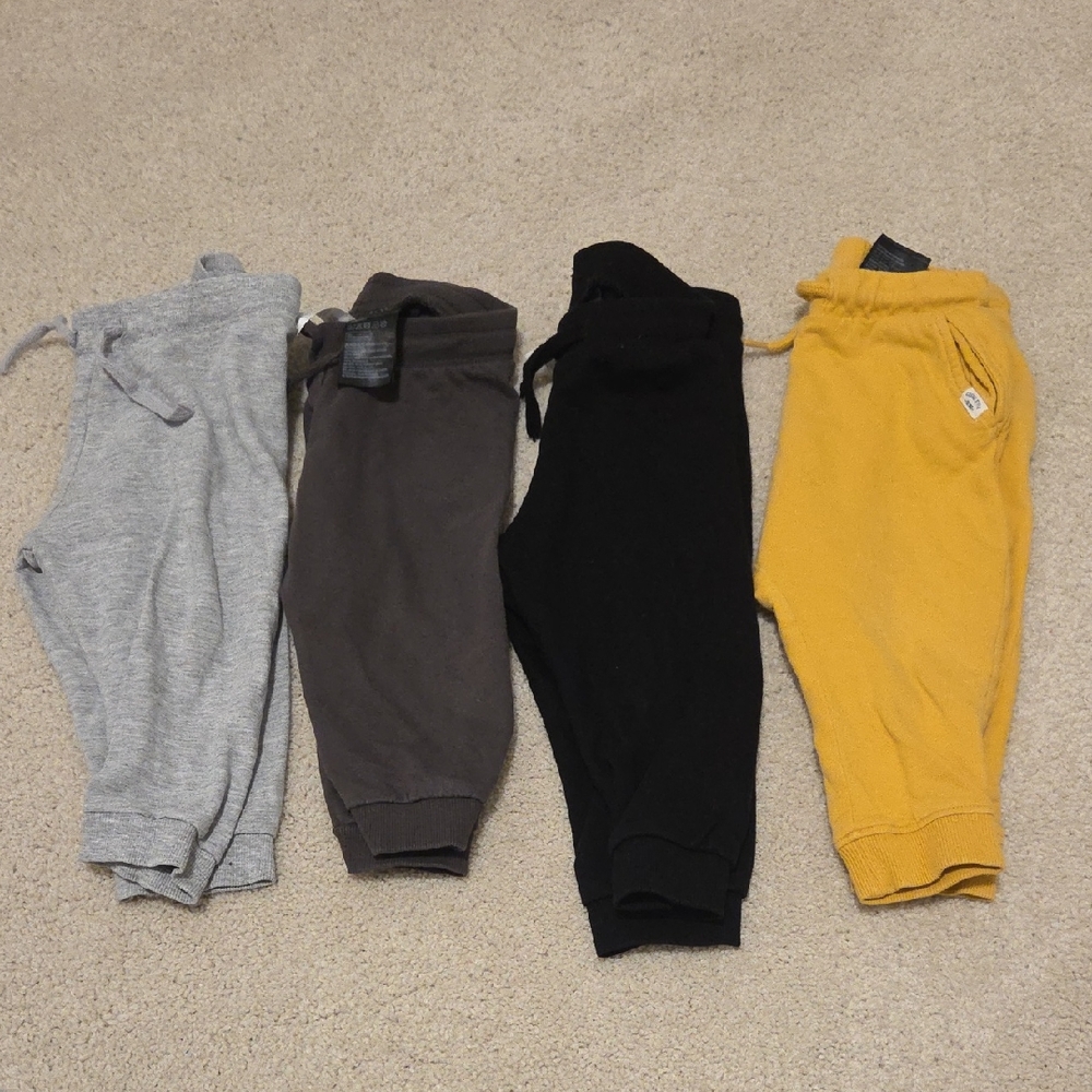 H&M Set Of 4 Baby Joggers.